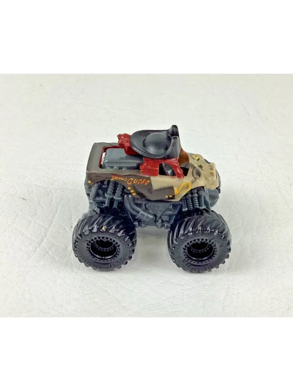 Pirate's Curse #661 Monster Jam Truck Mini 2
